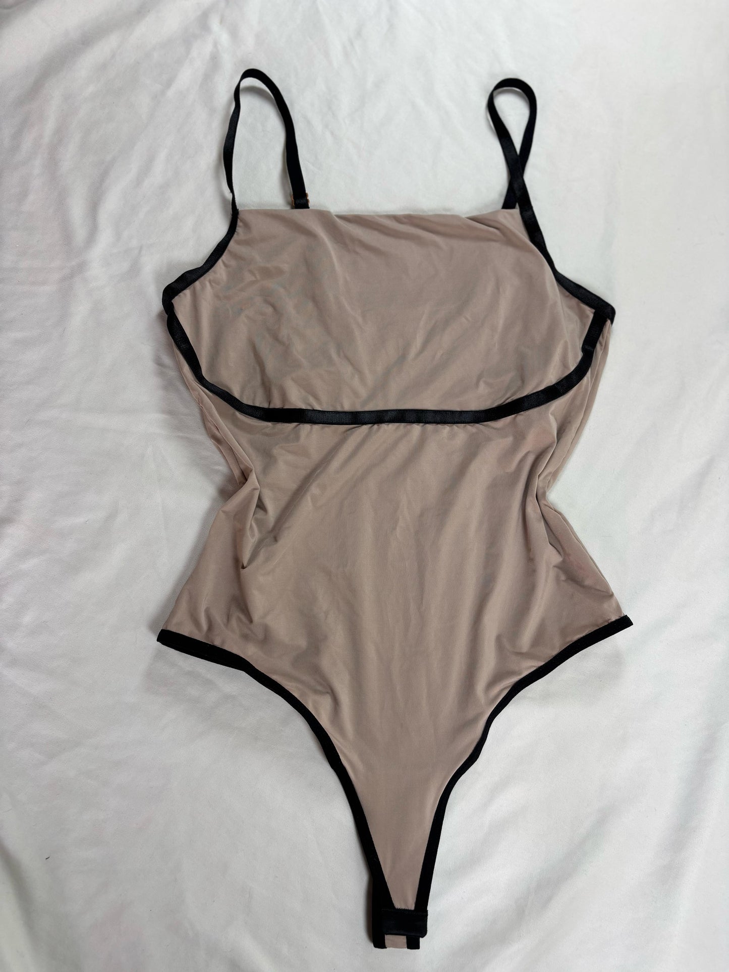 Body Etérea
